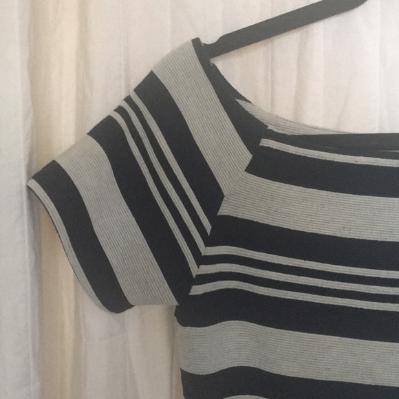 Striped textured dress in Navy-cream - Picture 2 of 6